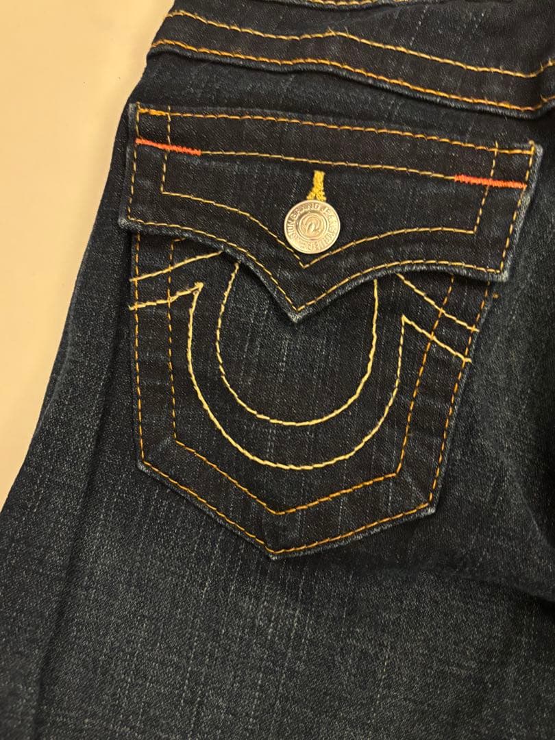 TrueReligion Boocut Dark Denimトゥルーブーツカット