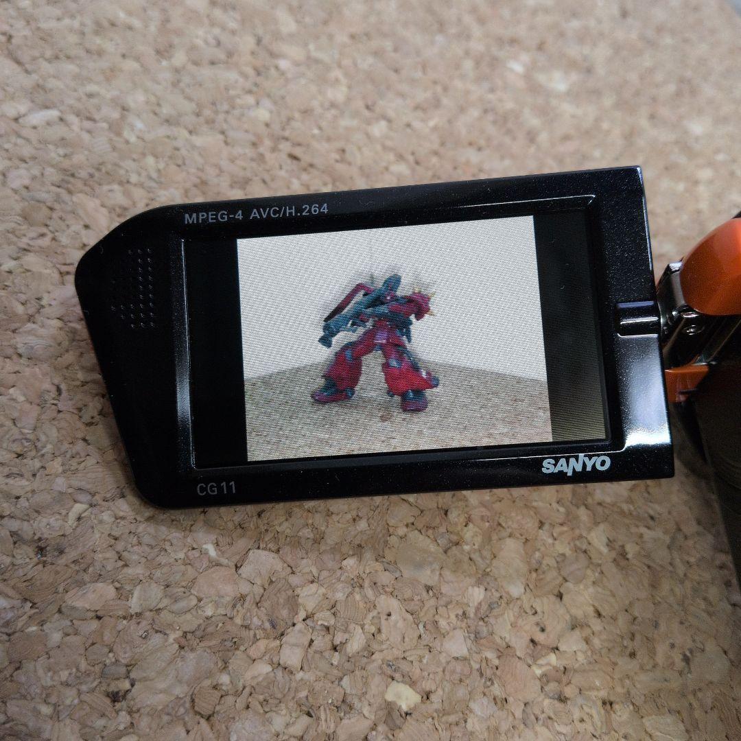 SANYO　デジタルムービーカメラ　Xacti DMX-CG11