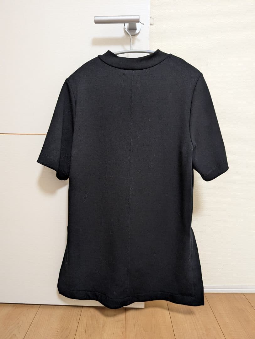 ommo Tシャツ NECK LOGO I LINE OP