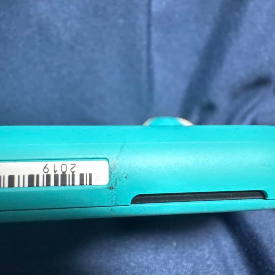 Nintendo Switch Lite ターコイズ 本体　ケース・アダプター