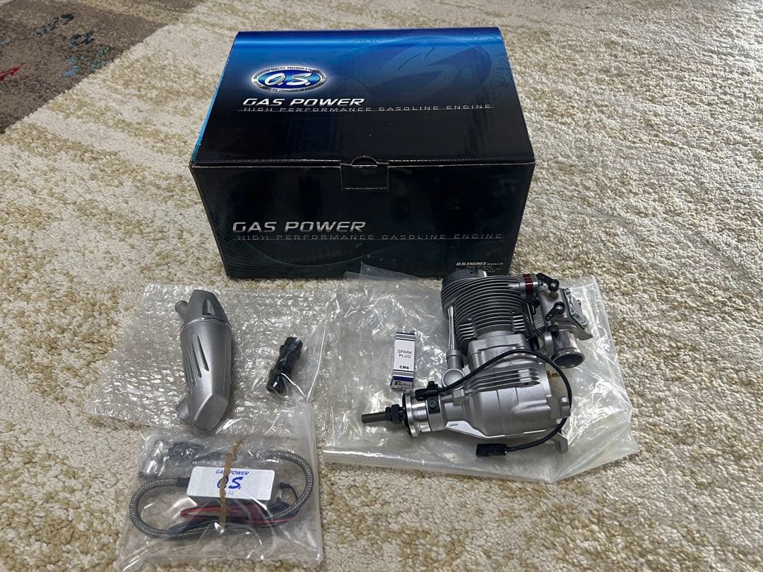 新品O.S. 小川精機 4ストローク ガソリンエンジン GF40（39400）