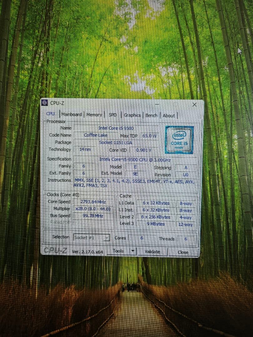 Intel Core i5-9500 CPU 動作確認済み