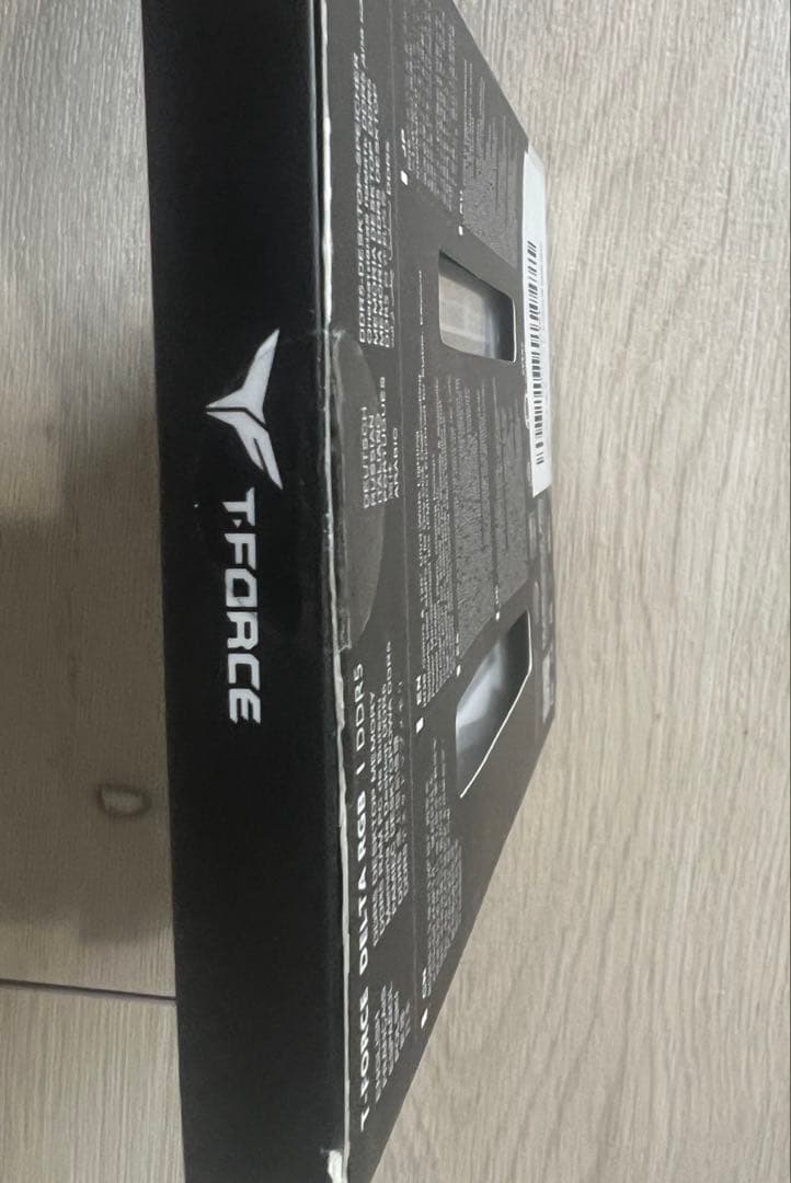 【新品未開封】Team RGB(発光型) DDR5 32GB 5200MHz
