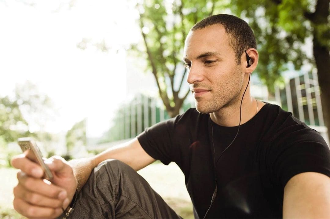Sennheiser IE80 有線イヤフォン｜ケース付