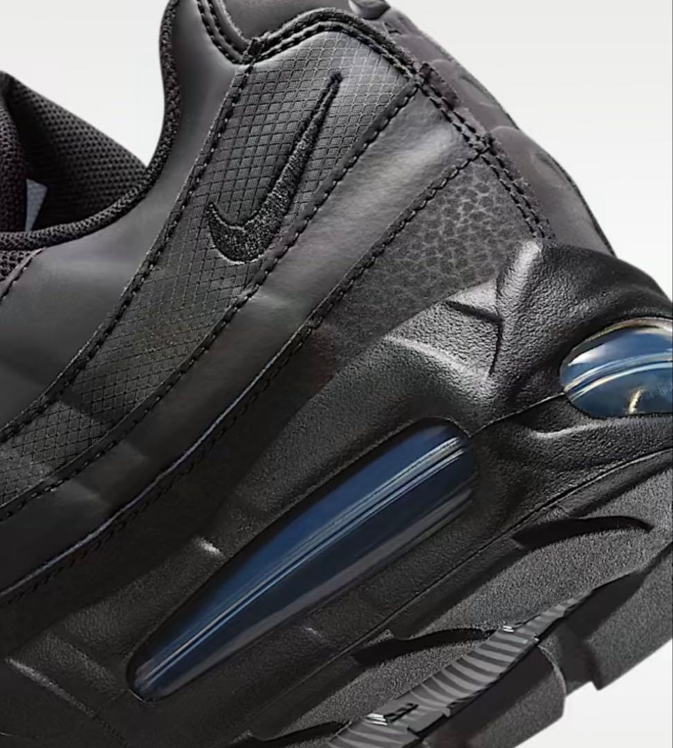 新品タグ NIKE エアマックス95 ビッグバブル トリプル黒 NIKE.com