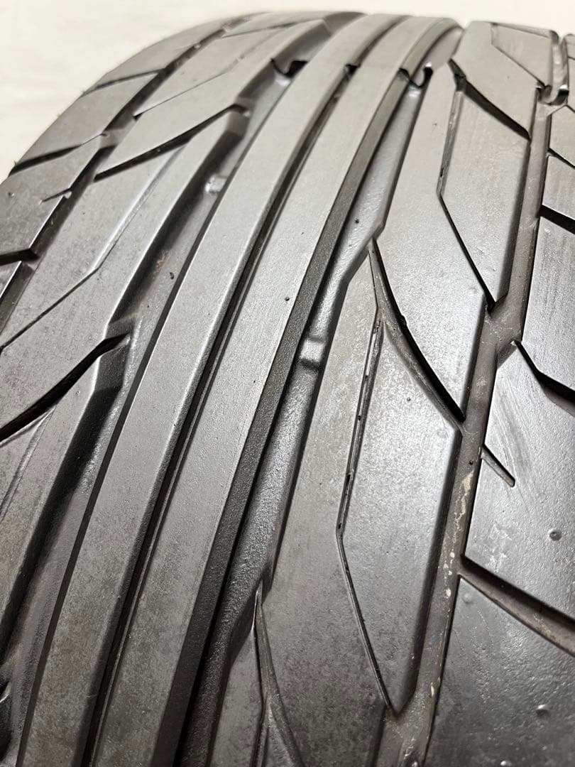 専用　 うっすらイボ　24年製　NITTO NT555 225/40R18