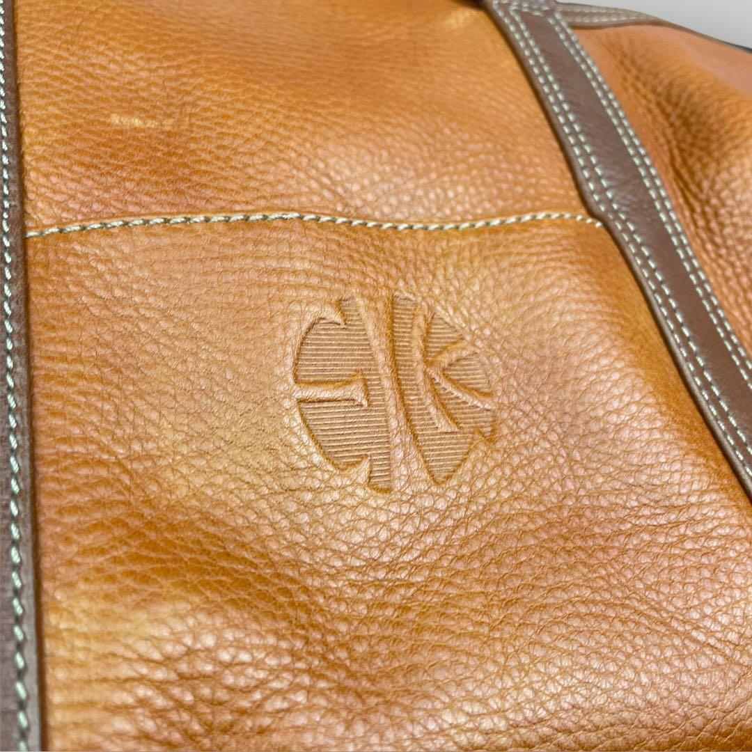 美品　LOEWE エンリケロエベナッペ　ボストンバッグ　ロゴ刻印　レザー