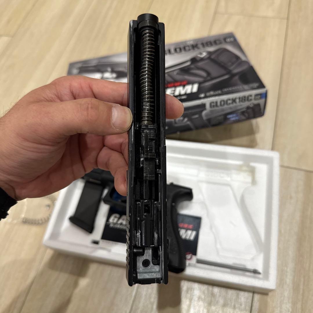 東京マルイ　　GLOCK18C