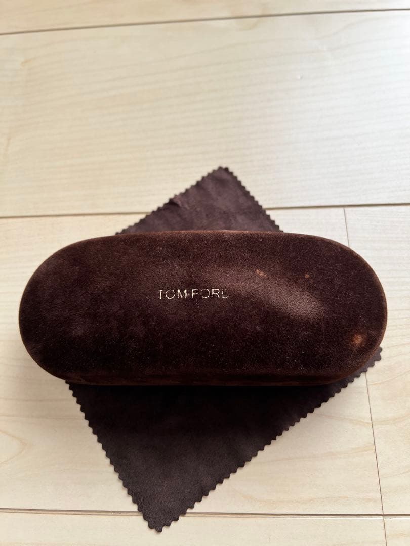 TOM FORD サングラス　ティアドロップ