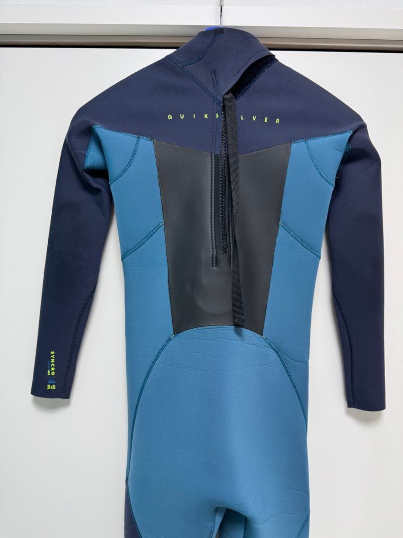 ☆美品キッズQUIKSILVER PURE フルスーツ 150サイズ