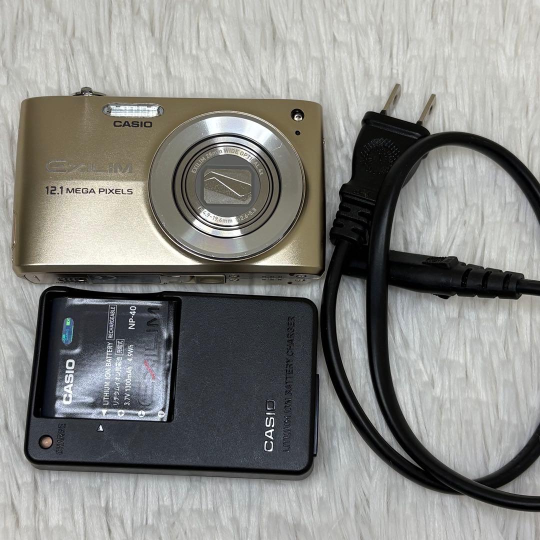 CASIO カメラ　EX-Z400 充電器　ゴールド　コンデジ　動作品