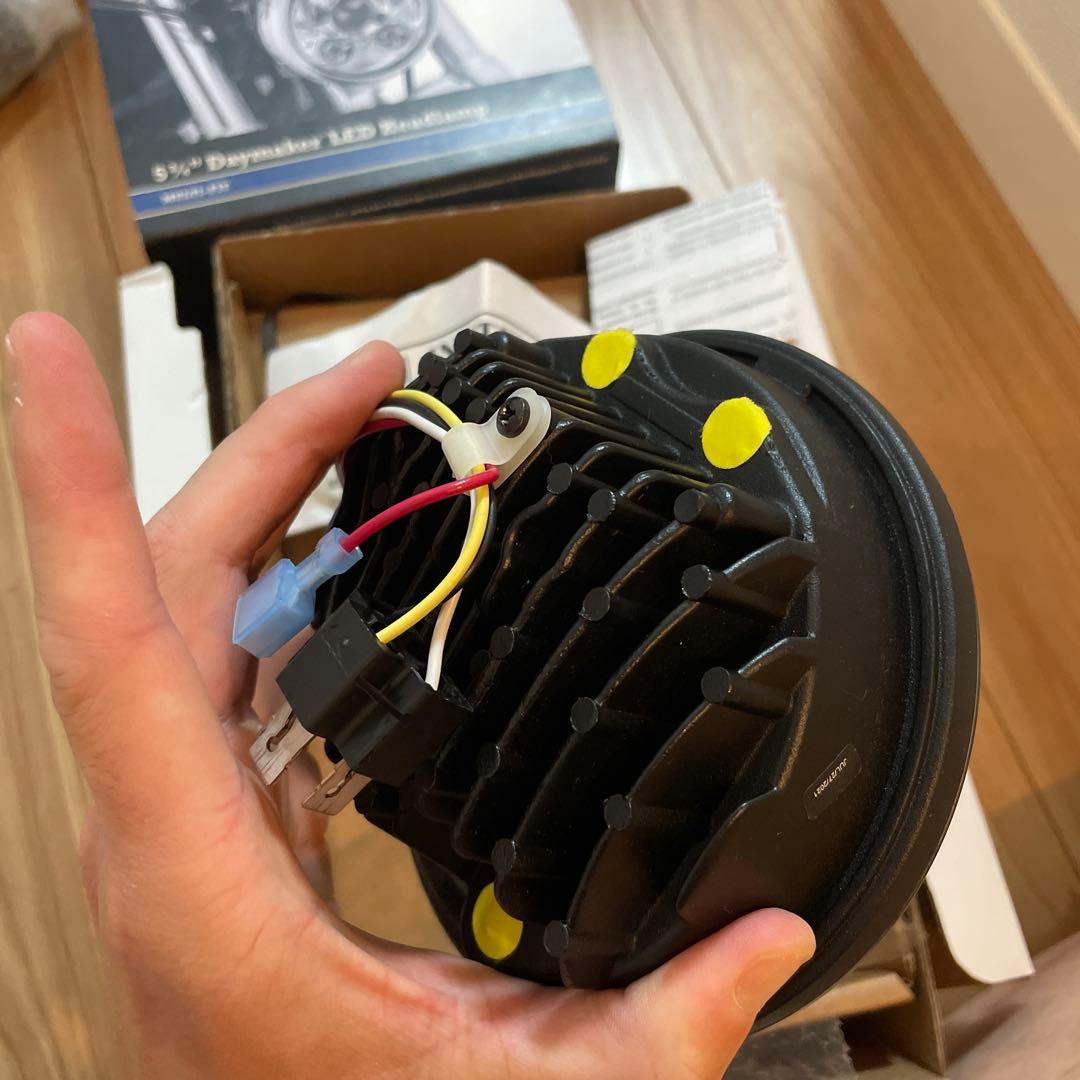 ハーレー　純正アクセサリー　LEDヘッドライト 67700145A