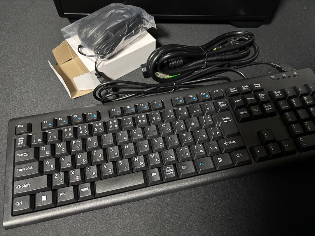 iiyama sense デスクトップPC