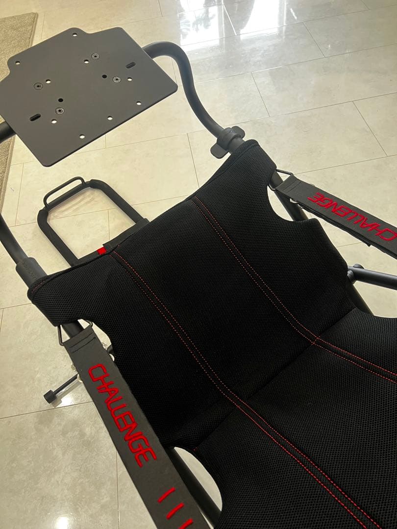 Playseat Challenge ActiFit プレイシート（中古・美品）