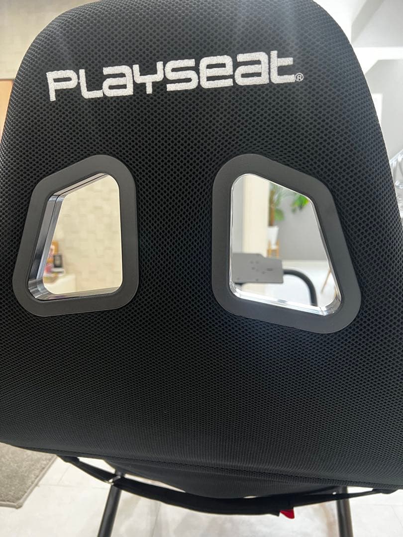 Playseat Challenge ActiFit プレイシート（中古・美品）