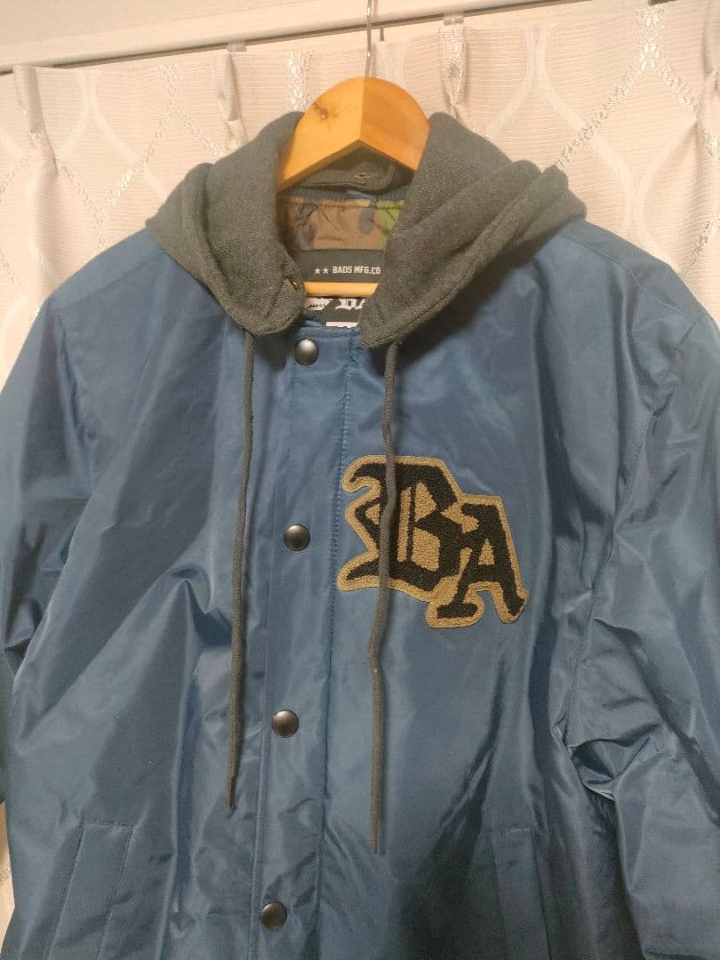 BADASSバダスBADSビッグサイズ スノボ　ウエアパーカーコーチジャケット