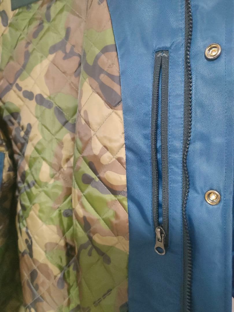 BADASSバダスBADSビッグサイズ スノボ　ウエアパーカーコーチジャケット