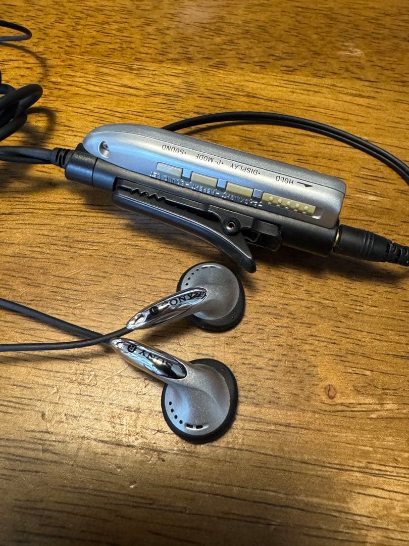 SONY ポータブルMDプレーヤー シルバー