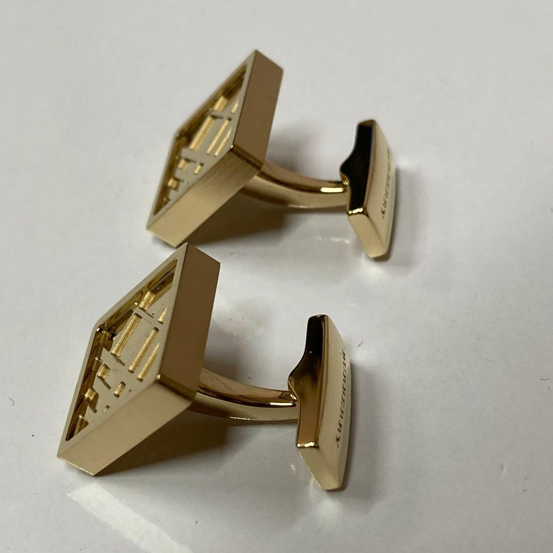 Burberry バーバリー　カフス　2点　ゴールド　スクエア　ボタン