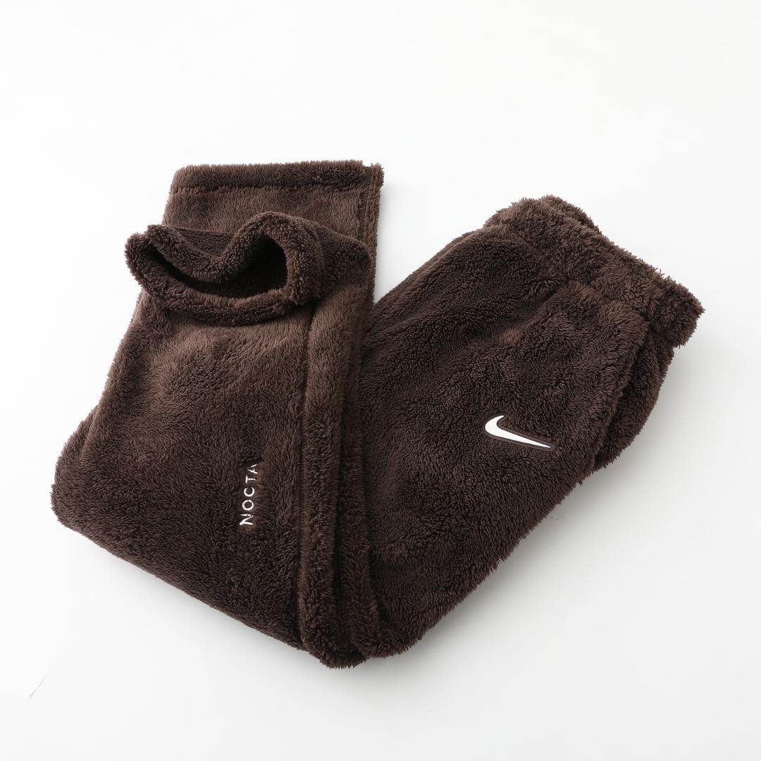 NIKE × NOCTA コラボレーション パーカーセットアップ