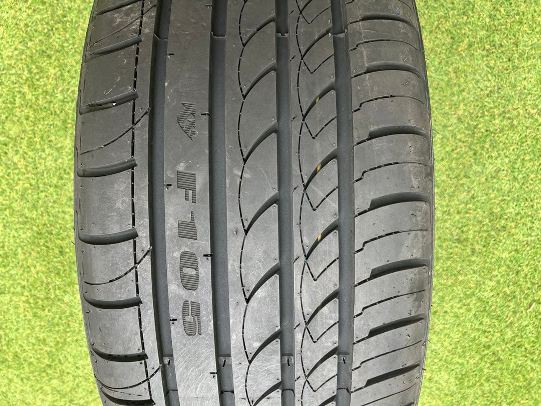MINERVA ミネルバ　245/30R20 F105 美品
