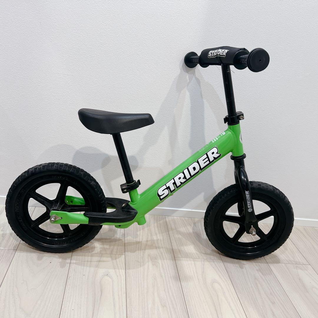 STRIDER ストライダースポーツモデル　グリーン　12インチ