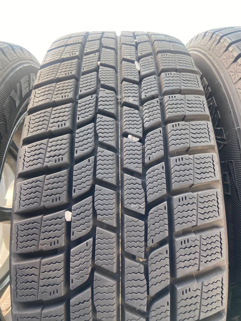【値下げ】カローラ、プリウスなどスタッドレス195/65R15