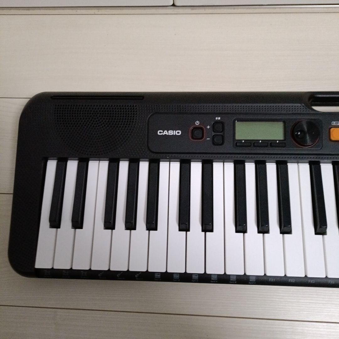 【22年製】CASIO Casiotone CT-S200 61鍵盤 本体のみ
