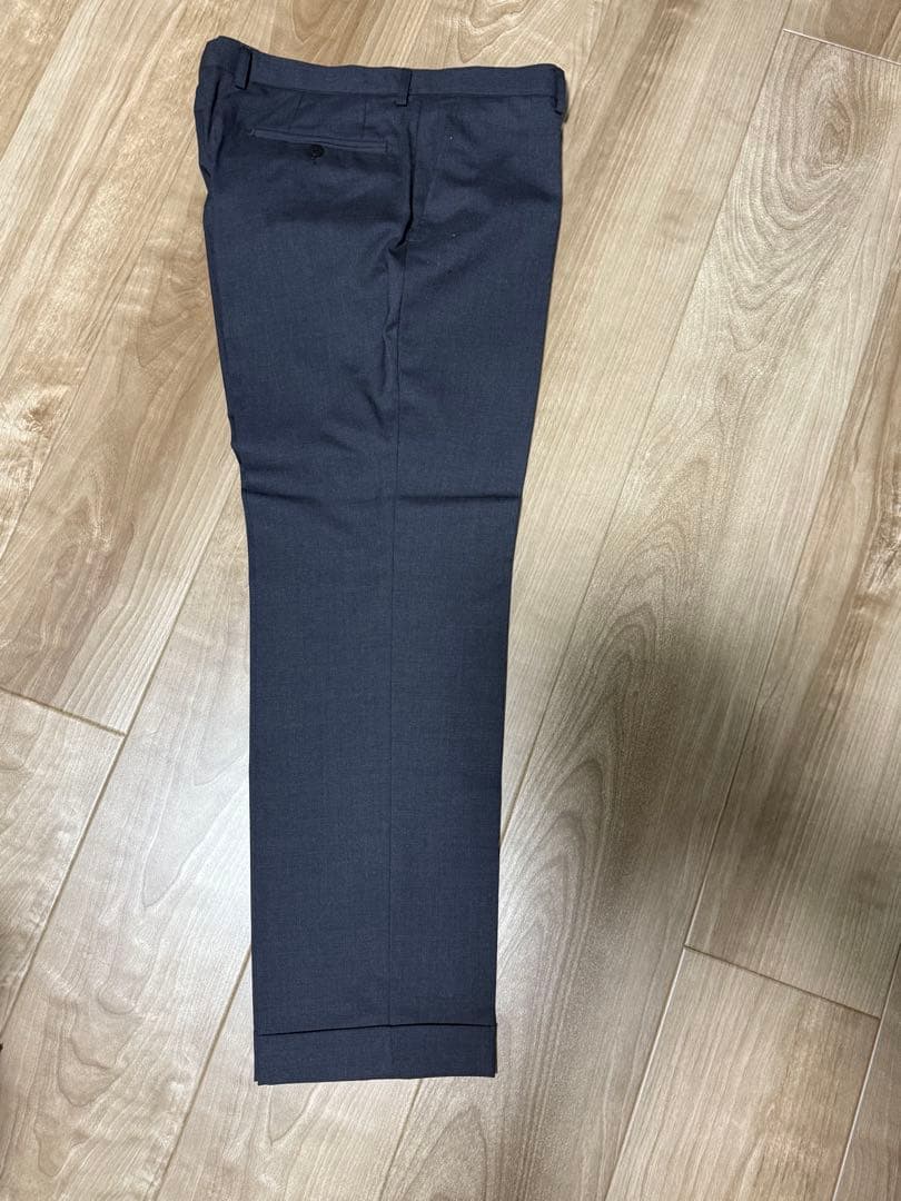 ONLY スーツ　新品　洗濯可能170cmx 86cm
