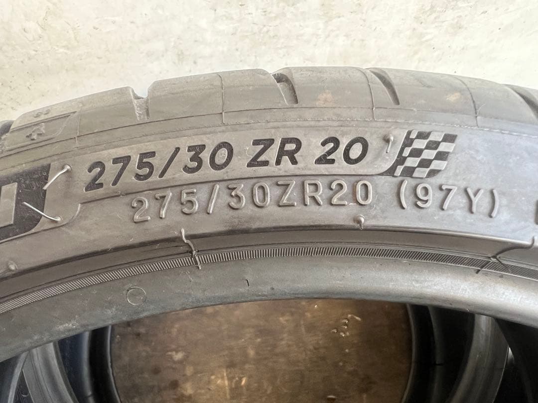 送料込み275/30ZR20 Michelin PILOT SPORT2本セット