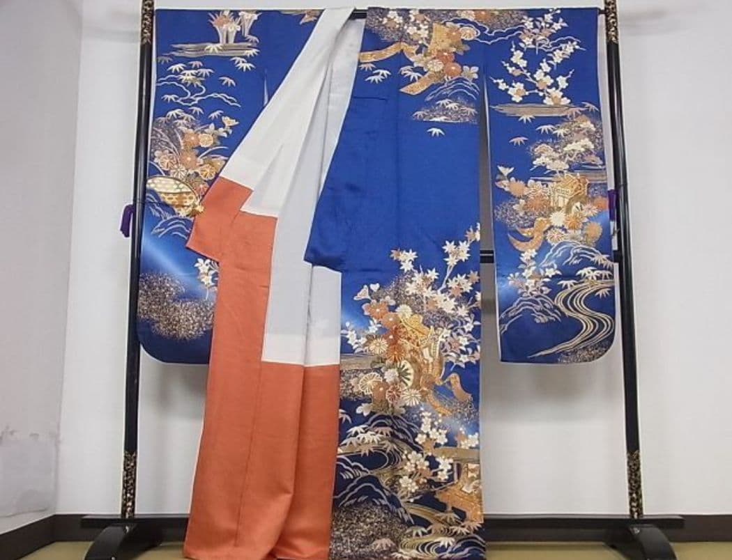 古典柄ブルーの振袖