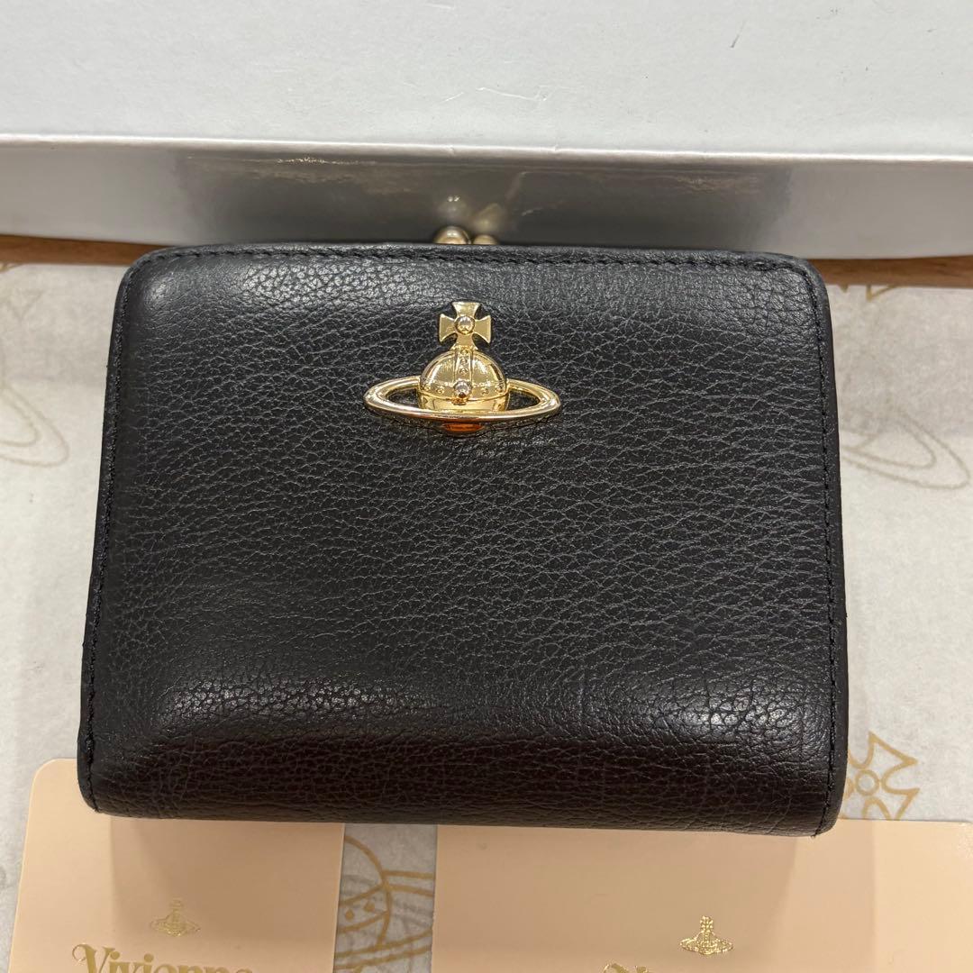 新品同様‼️ 現行　ヴィヴィアンウエストウッド　財布　折り財布　オーブ　がま口