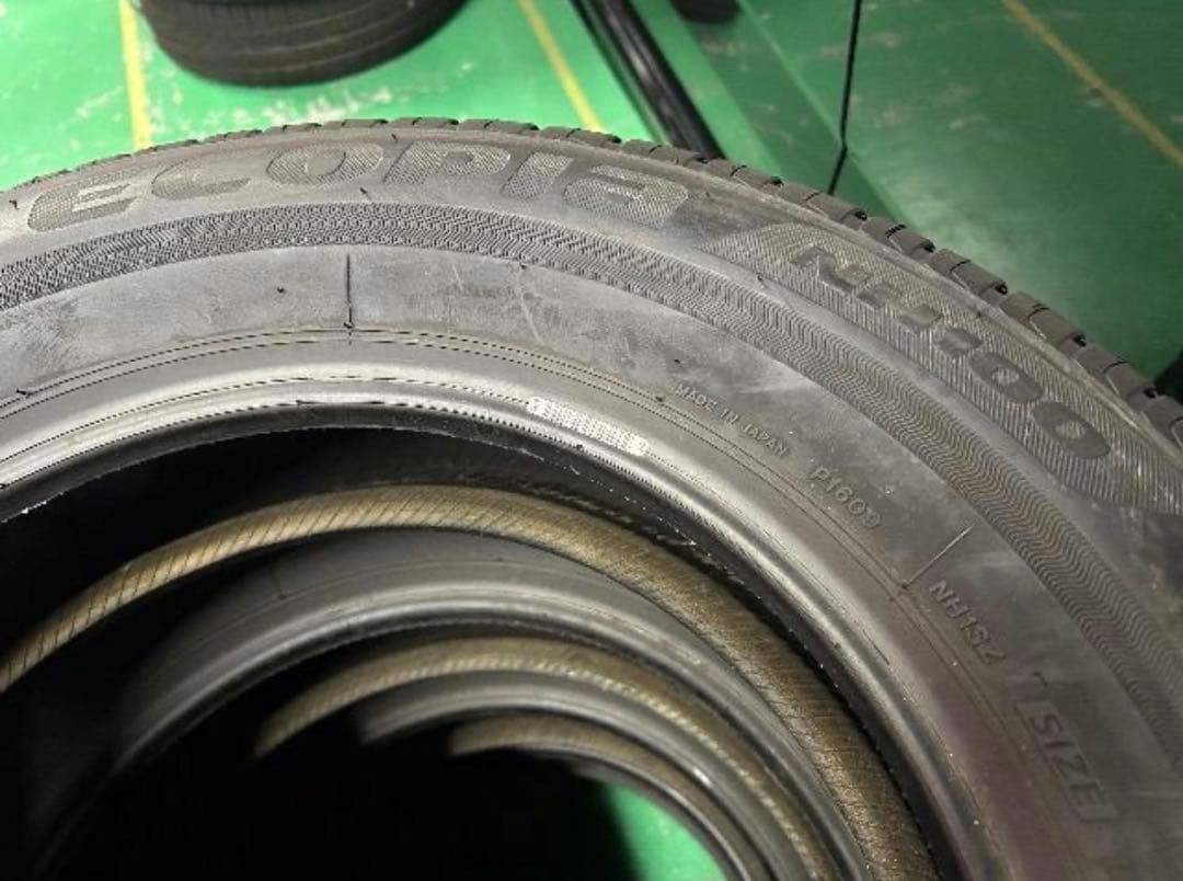 8072129国産アウトレット新品未使用ラベル付きブリヂストン195/65R15