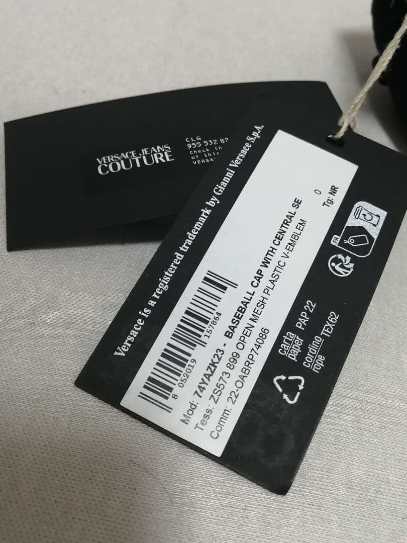 ♂♀新品・キャップ【Versace Jeans Couture】総メッシュ　黒
