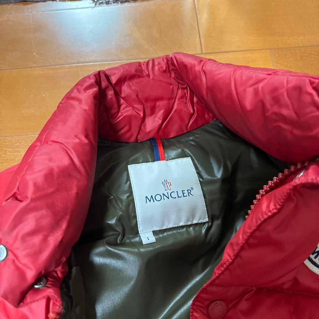 MONCLER ダウンベスト レッド