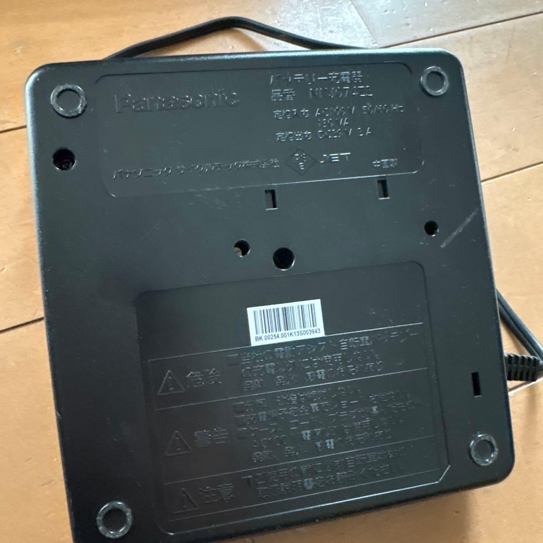 パナソニック　電動アシスト自転車用急速充電器　NKJ074Z2 電動自転車充電器