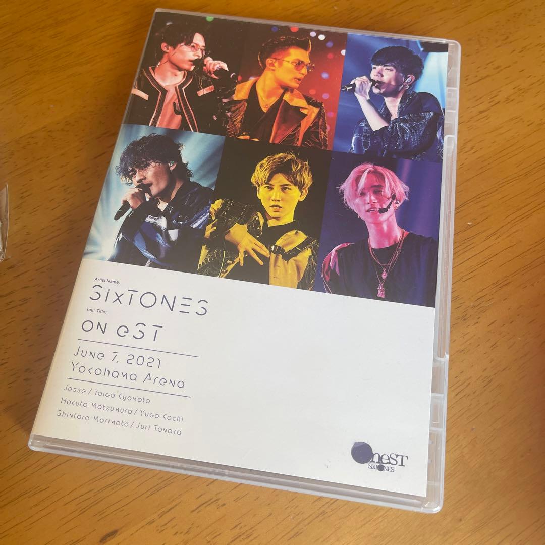 SixTONES  on eST〈初回盤Blu-ray・通常盤Blu-ray〉