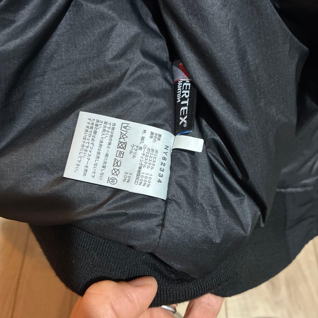 THE NORTH FACE ブラック インサレーションボンバージャケット