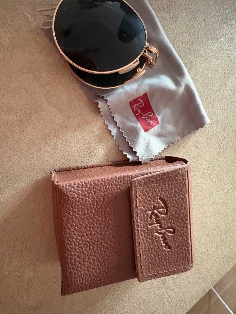 Ray-Ban ゴールドオーバルサングラス　折りたたみ