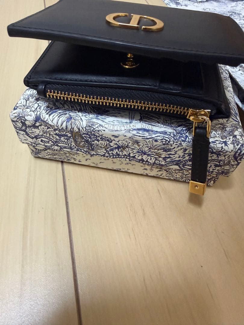 Dior 30 Montaigne Dahlia 財布 二つ折り