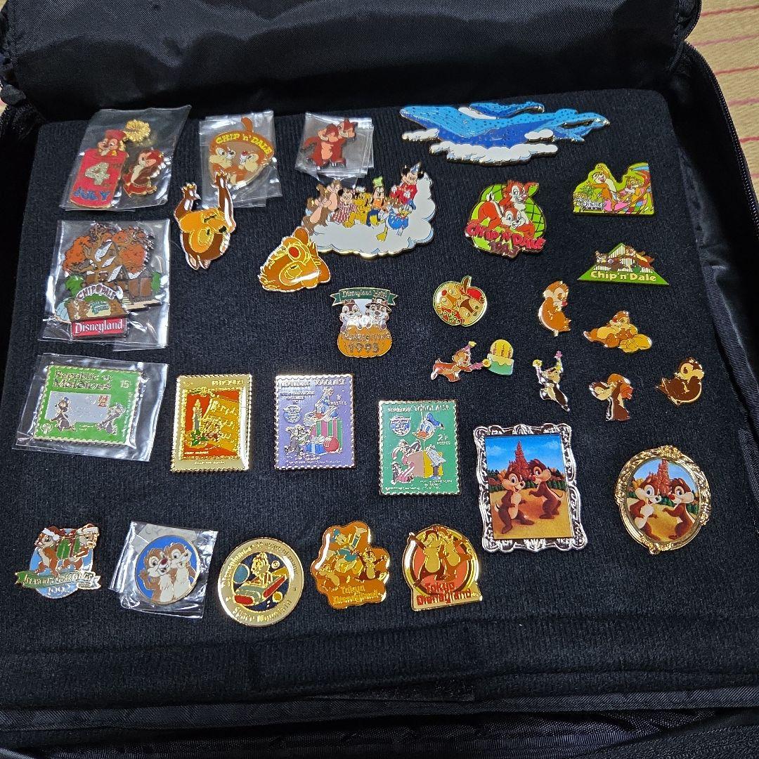 ディズニーピンバッチバックごと