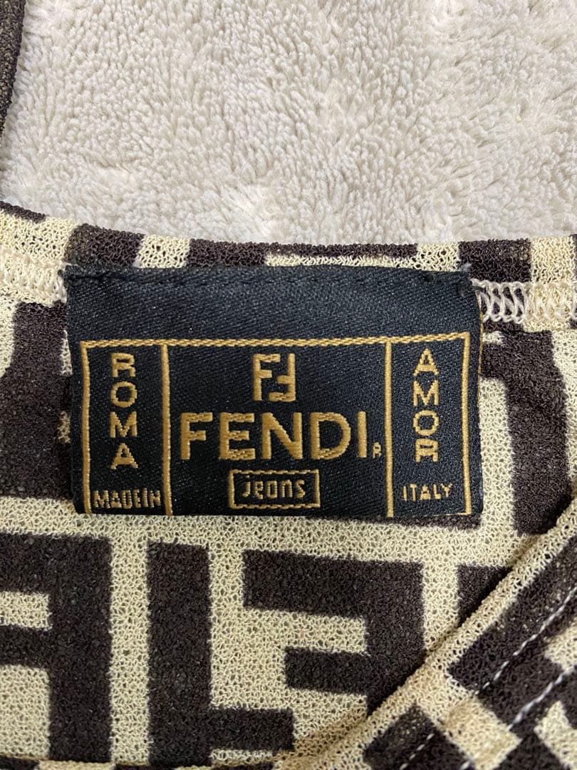 FENDI Fロゴ タンクトップ ズッカ柄