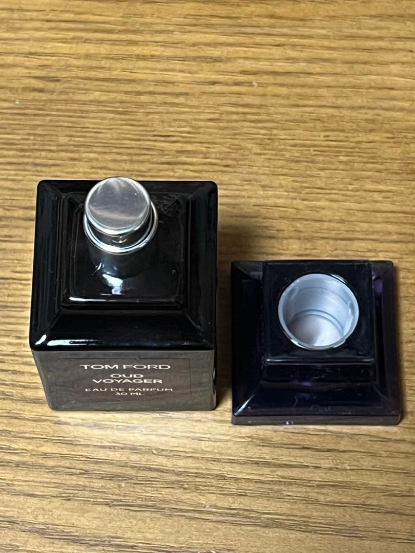 トムフォードビューティ ウードヴォヤージュ オードパルファム 30ml