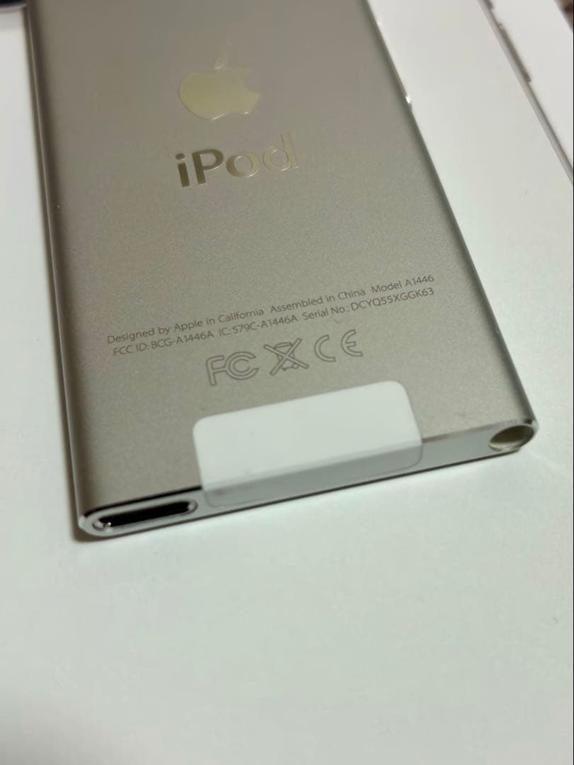 も*こ様 美品 iPod nano 第7世代 シルバー 16GB