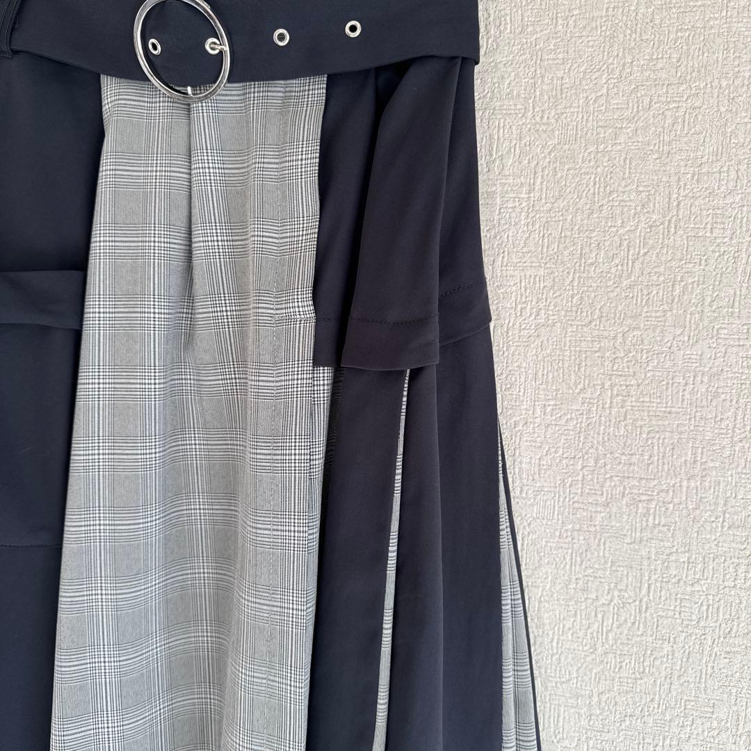 【かなり希少】FURFURアシンメトリータック｜ロングスカート｜ネイビー系｜F