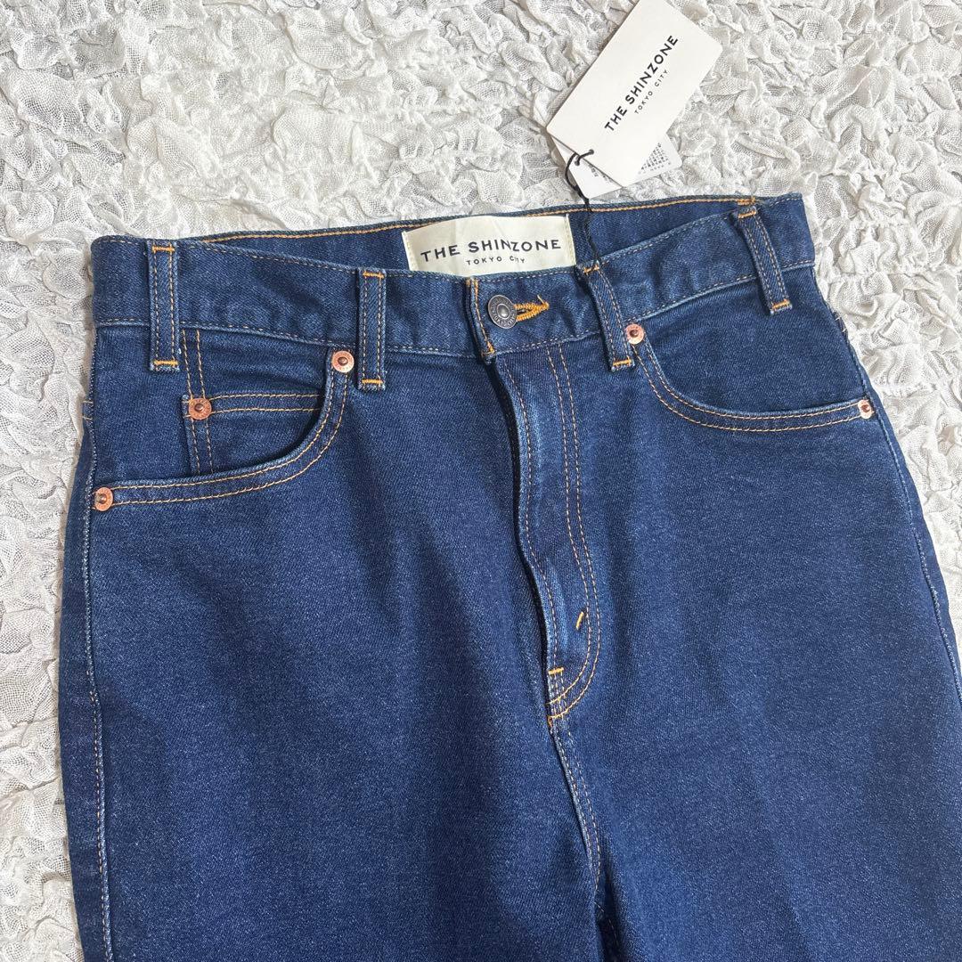 新品 タグ付　シンゾーン　2.5万円　フレア デニム パンツ　ストレッチ　ライン