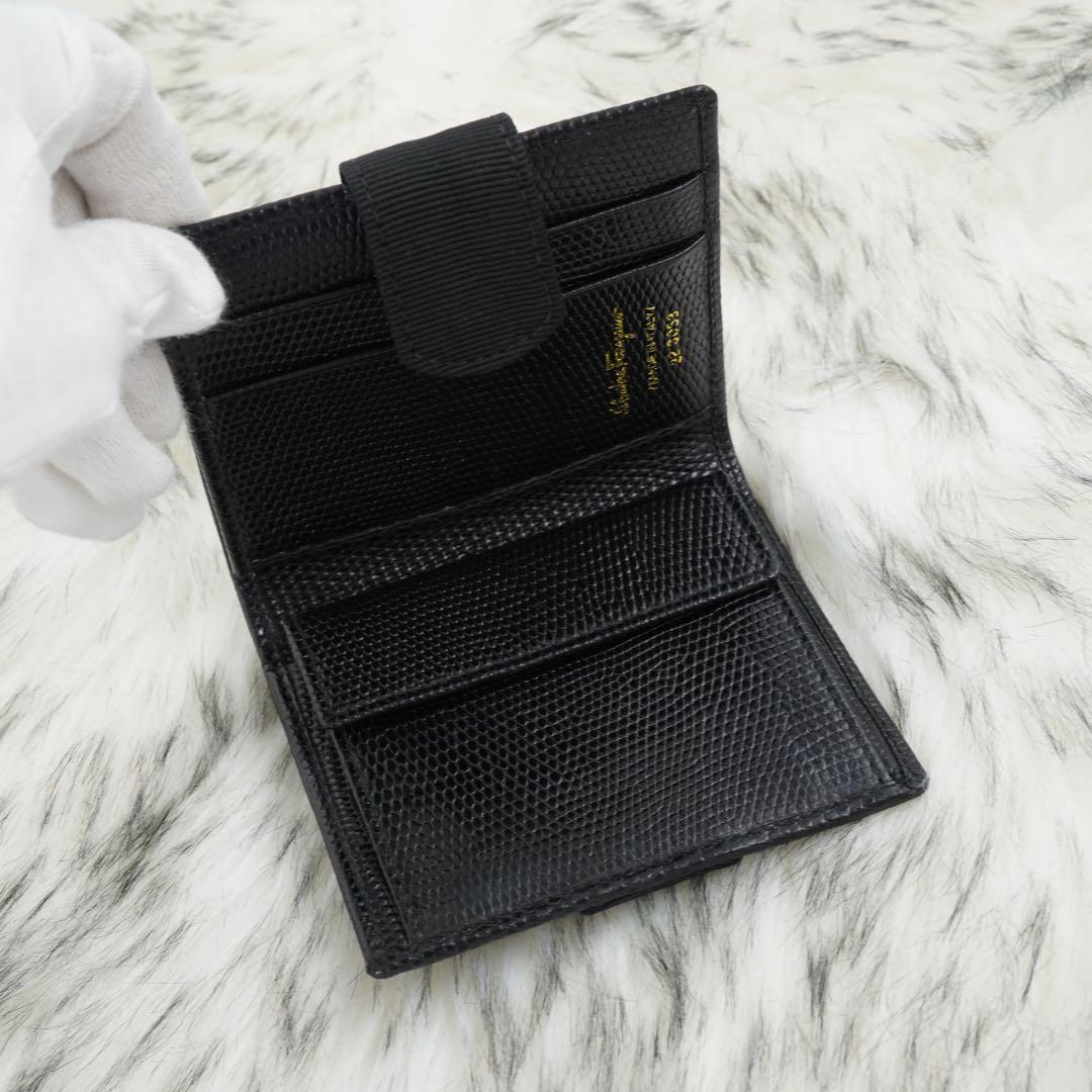 未使用品　Salvatore Ferragamo 二つ折り財布　ヴァラリボン　黒