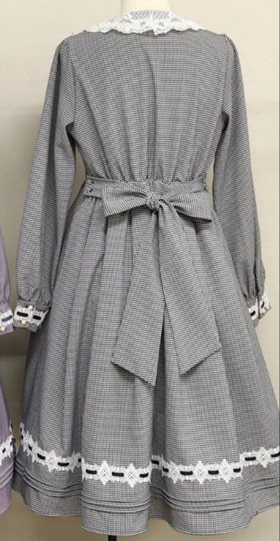 早い者勝ちお値下げ中！　Amavel Sugar Lace ワンピース　チェック