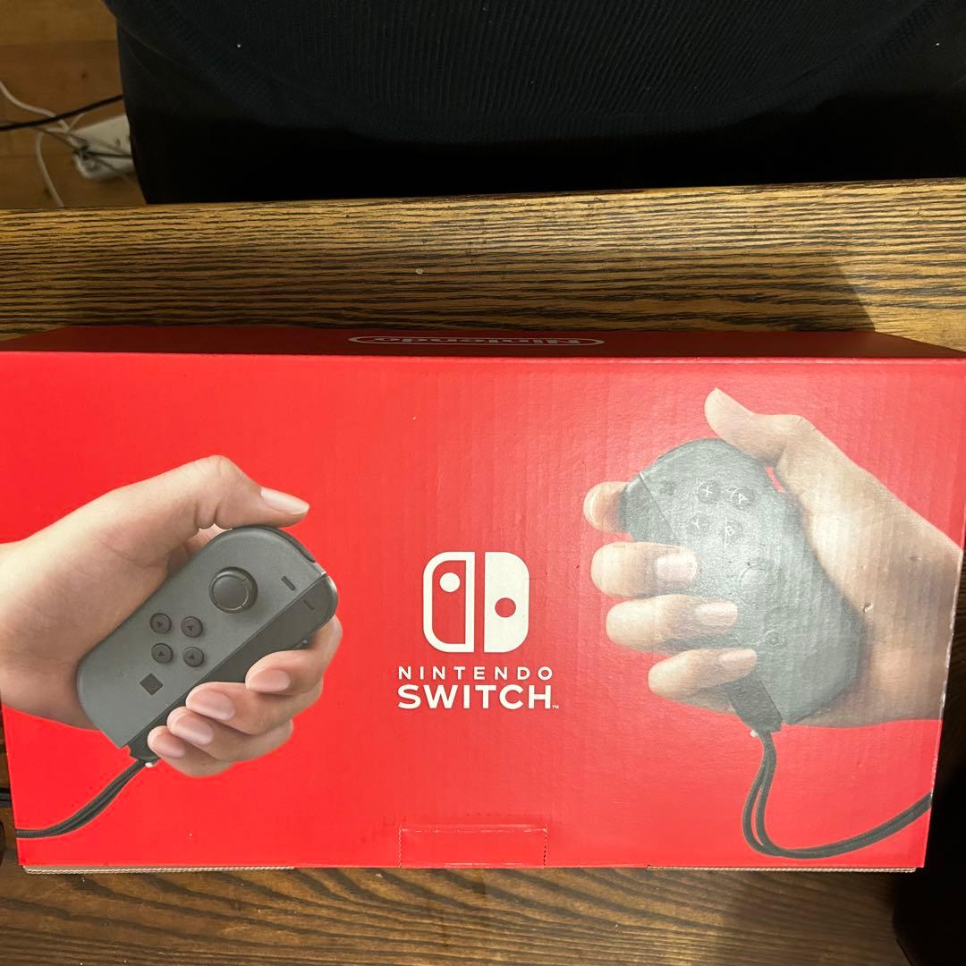 美品　Switch 本体　付属品完備　使用少ない　バッテリー強化版