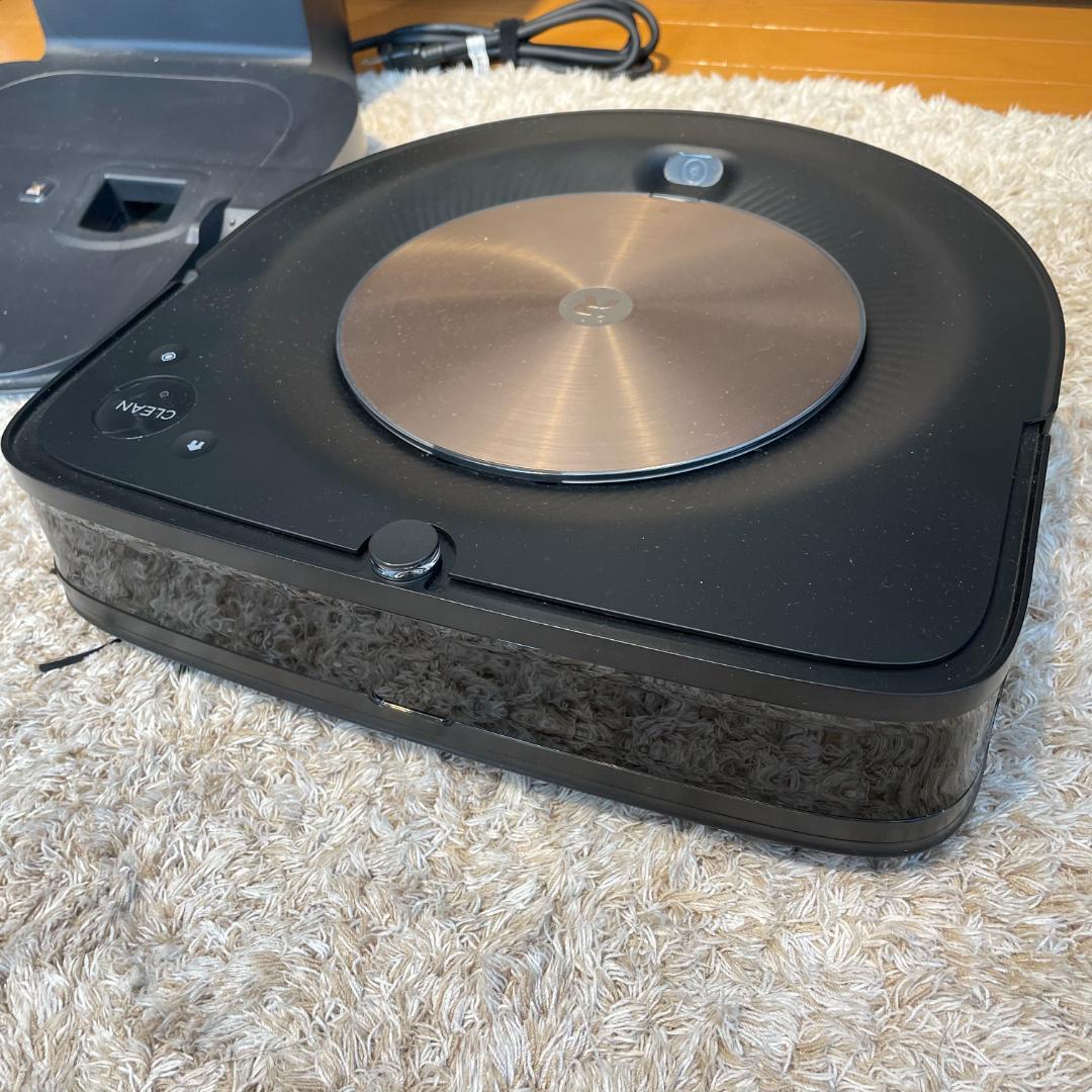iRobot ルンバs9+ 定価18万 自動ごみ収集機能付き